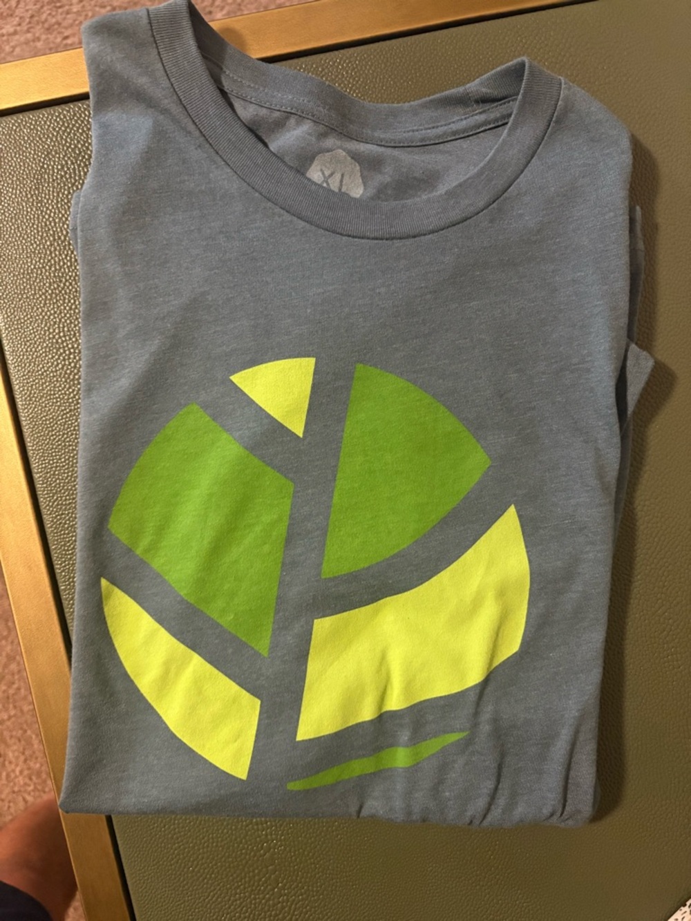 Wohven-Men's XL Grey Short-Sleeve Graphic Tee with Lime Green Logo - Picture 2 of 4